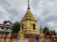 ‘วัดหมื่นเงินกอง’ เดินชมวัดสวยพร้อมขอสิ่งมงคล