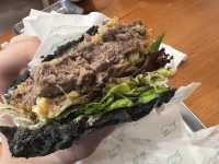 用騸牯牛黎做 Burger ？@ Cafe whale