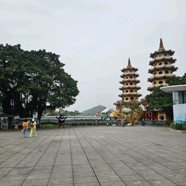Lotus Pond Scenic Area Lotus Pond Scenic Area