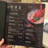 好多古色古香既擺設｜川川