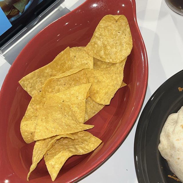 Hip한 분위기의 로꼬브리또 청주 충북대점, 맛도 좋아!