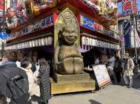 日本大阪｜新世界的中心地帶