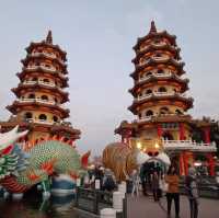 龍虎塔