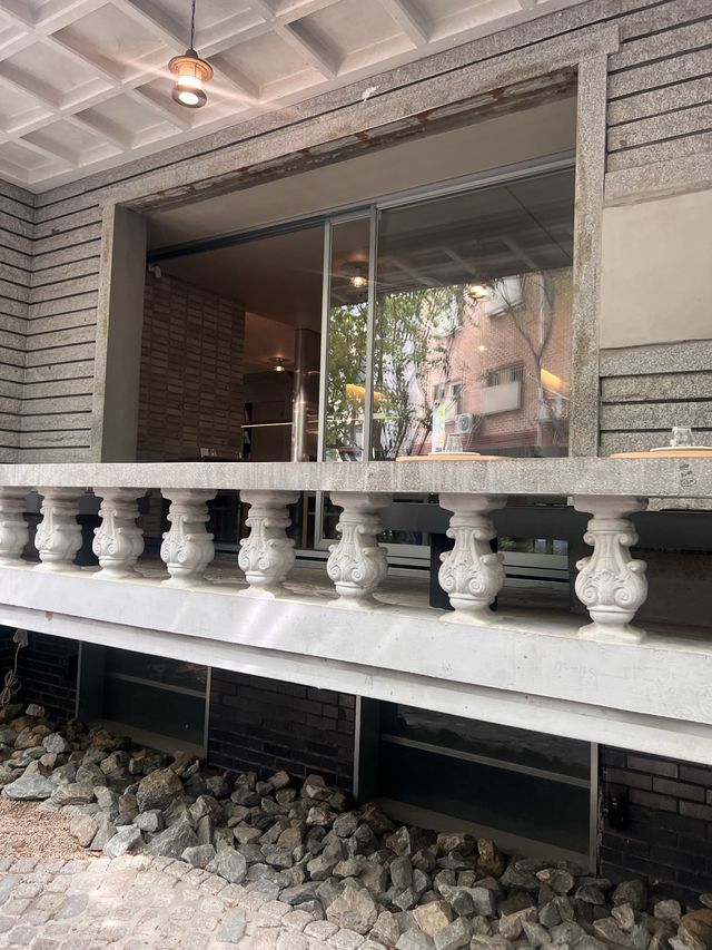 韓国/ソウル【龍山】テラス席が大人気！ブランチを楽しめるお店