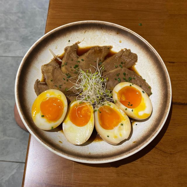 Pet-  Friendly  台灣料理店