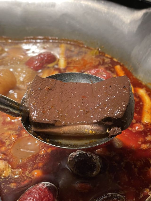 湊湊火鍋｜🌶️任食台式麻辣鴨血豆腐