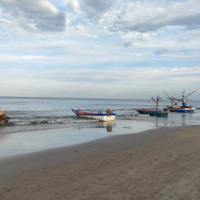 หาดหัวหิน...ยังไม่สิ้นมนต์ขลัง