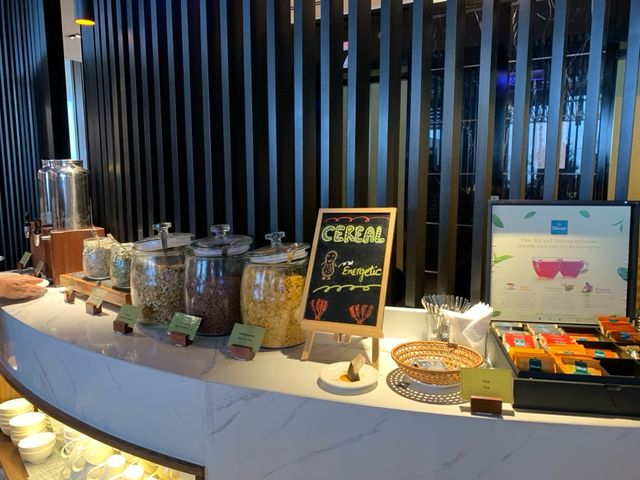 Hilton Garden Inn Da Nang Breakfast 