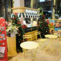 ถ่ายรูปธีมคริสต์มาส at Emsphere🎄🔴🟢