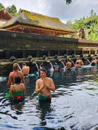 Cleansing Ritual in Bali :  Melukat