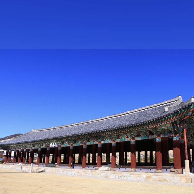 Yeosu Jinnamgwan, a great place to explore