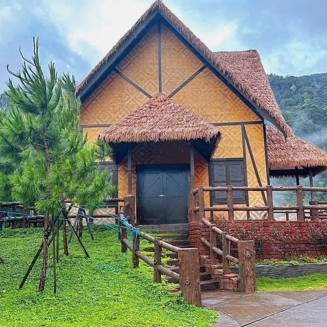 Hobbitoon Village