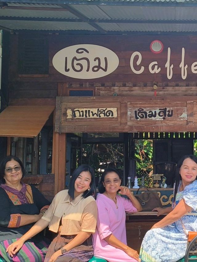  มา เติมสุขคาเฟ่ เพชรบุรี