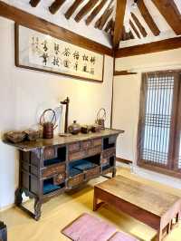 仁寺洞の路地裏、耕仁美術館に併設「伝統茶院」