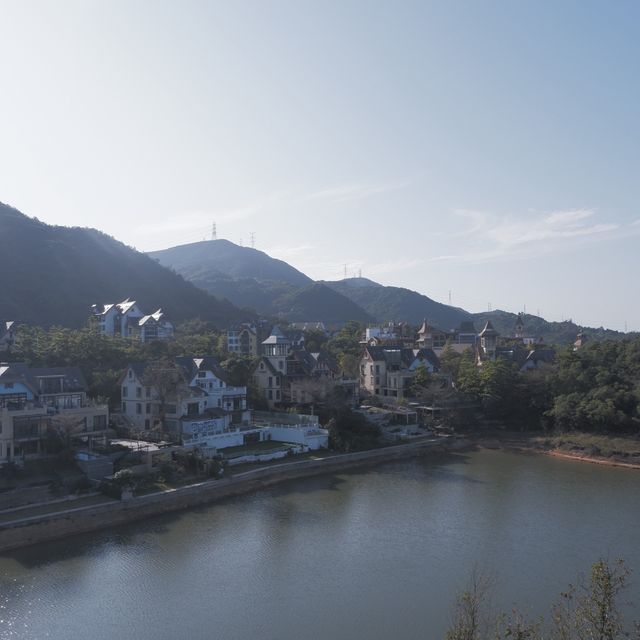 深圳最美湖邊酒店：天鵝湖+歐洲小屋 