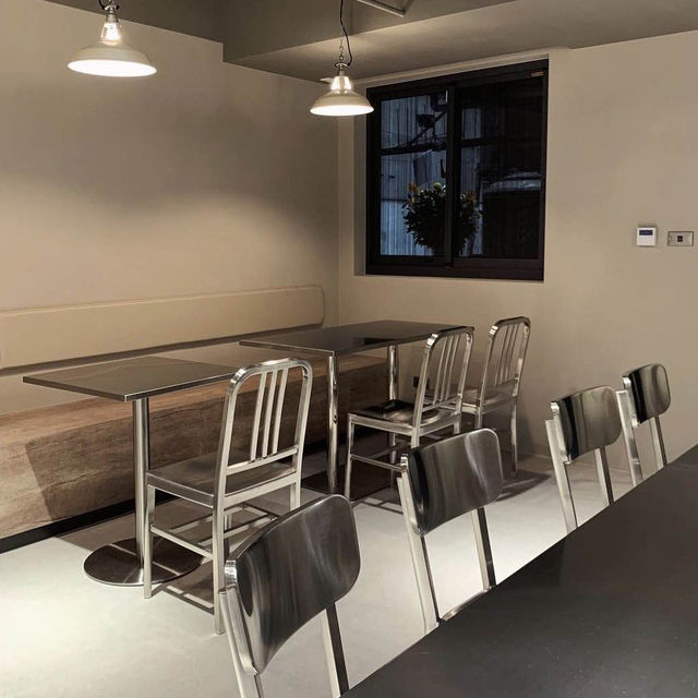 臺北muy.cafebar：美味咖啡、蛋糕，讓你沉浸在愉悅氛圍中
