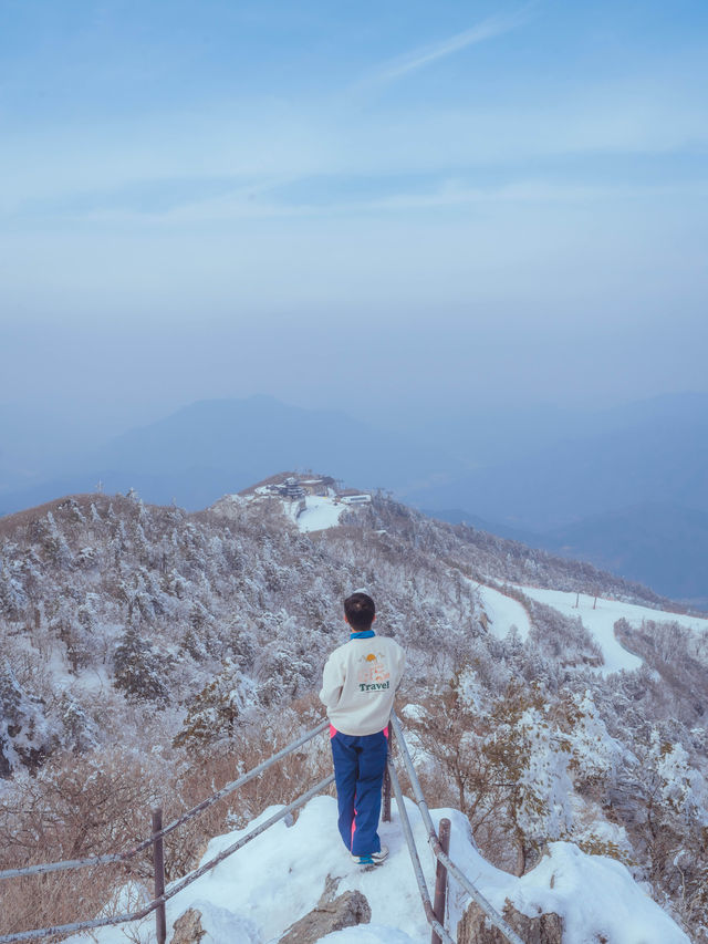 설경에 뒤덮힌 아름다운 이곳 “덕유산”