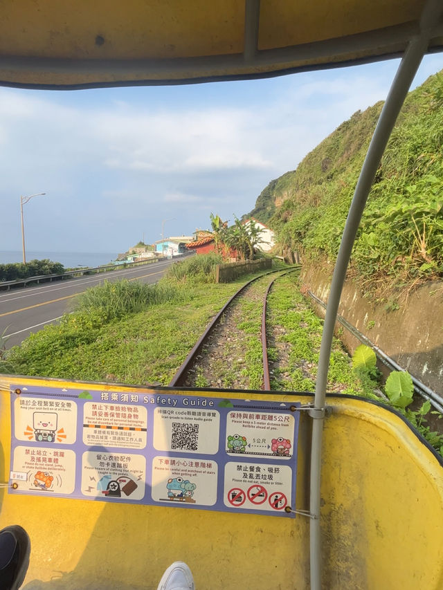 ปั่นปลาปักเป้าชมวิวริมทะเล | Shen’ao Rail Bike