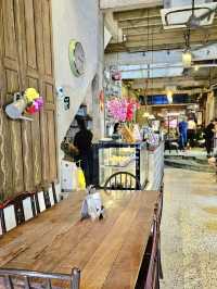 leaf & co. cafe