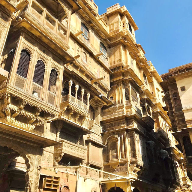 🌟 Exploring the 3 Majestic Havelis of Jaisalmer!🐫