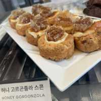 【韓国カフェ】可愛すぎるスコーンカフェVeSI（ベシ）🥮🍯