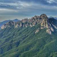 金剛山國際觀光特區：春天好去處，氣候多變