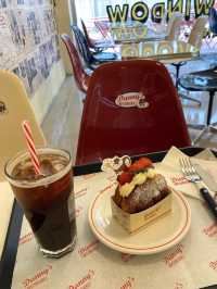 ソウル《聖水》ポップなスーパーみたいなカフェ登場