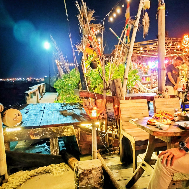 ฮีลใจ ในมุมลับ กับมุมลับไกล้บางแสน หาดวอนนภา