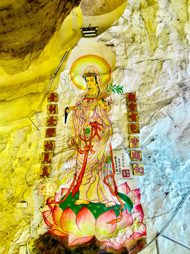 Exploring The Famous Guan Yin Temple Ipoh🇲🇾✨