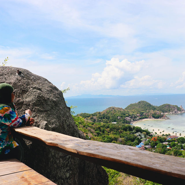 High the Moon Koh Tao