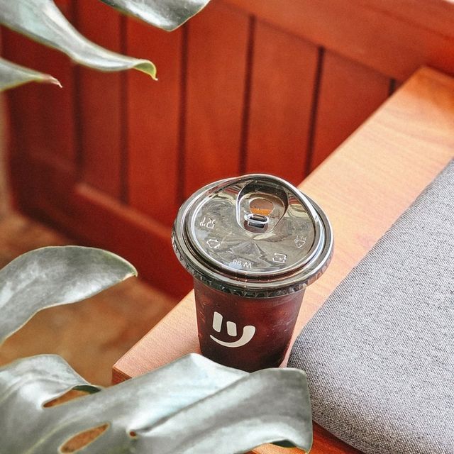 Balllly.cafe คาเฟ่ไวป์ดี วินเทจ ที่สัตหีบ ชลบุรี