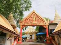 ไหว้รอยพระพุทธบาท วัดพระบาท