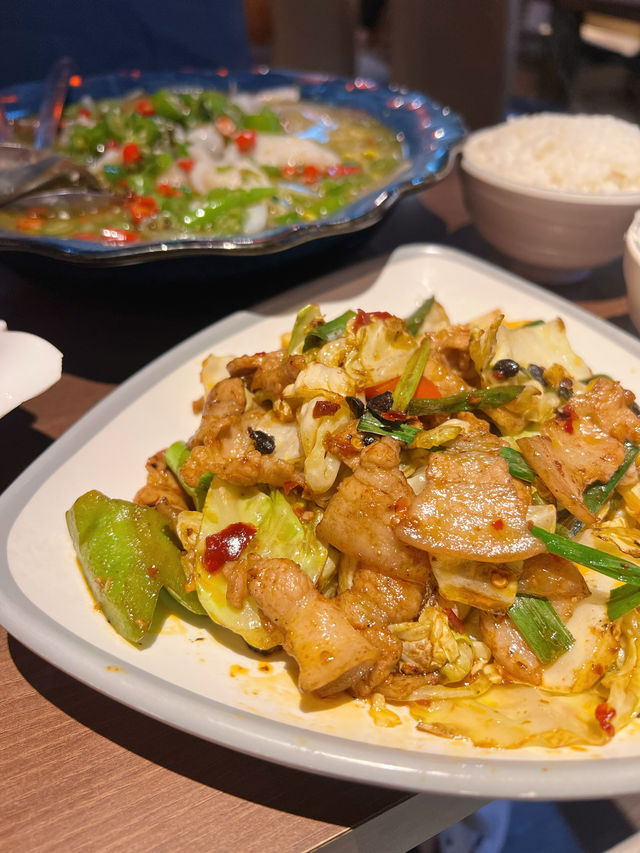 「銅鑼灣樓上川菜館，高質又惹味」