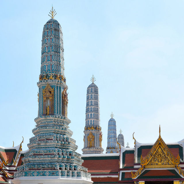 Sacred Splendor: Exploring the Temple of the Emerald Buddha