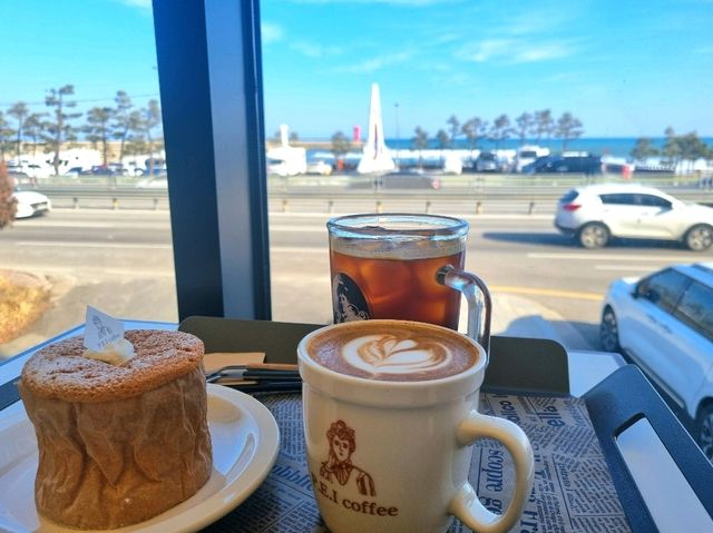 양양 뷰 좋은 감성카페: ☕️P.E.I coffee