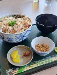 【高知県土佐清水市：足摺黒潮市場】新鮮な鰹のタタキと絶品宗田節のっけ丼!!