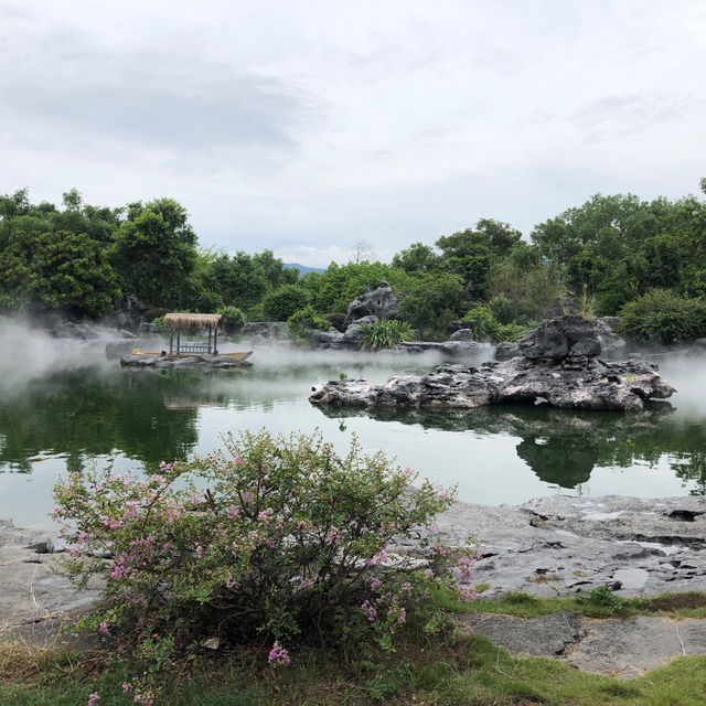 石頭酒店溫泉別墅