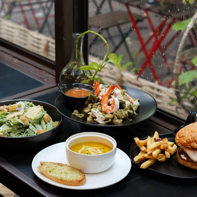 Our Farm ฟาร์มเราเอง Cafe & Restaurant