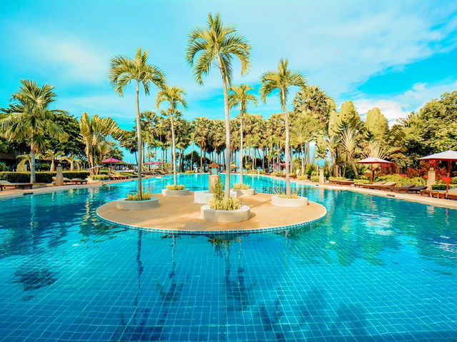 ที่พักริมทะเลพัทยาชายหาดติดท่าเรือสวยมาก