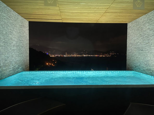📍 Wyndham Grand Phuket Kalim Bay