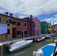 一輩子必去的絕美小島～威尼斯彩色島Burano😍😍