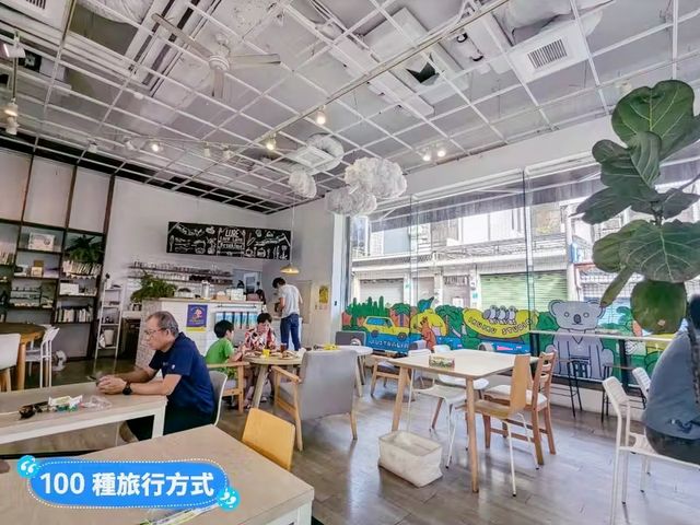 台南-白天是美式早午餐，晚上是深夜甜點店：鹿耳晚晚