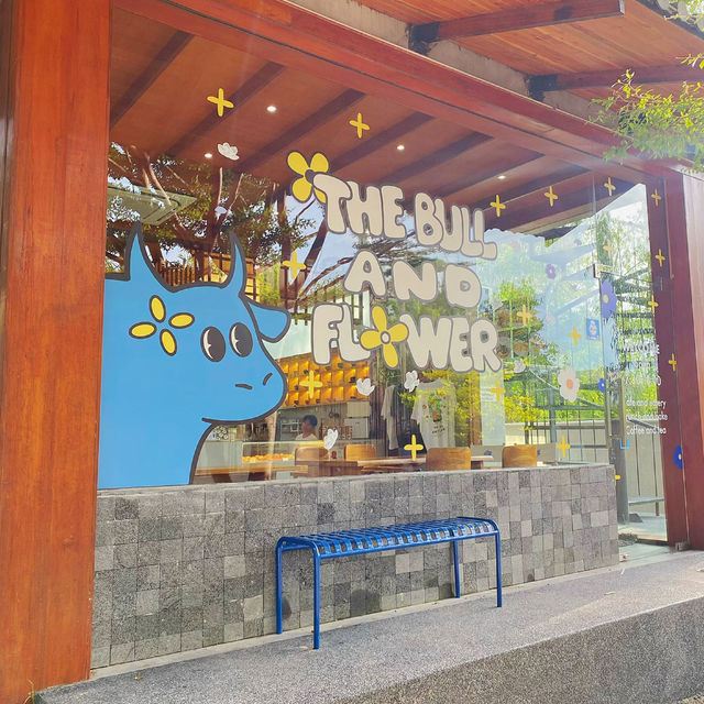 The bull and flower ~ คาเฟ่ในสวนสไตล์ญี่ปุ่น