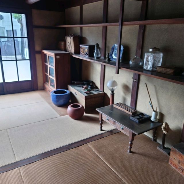 ごんぎつね童話作家「新美南吉の生家」