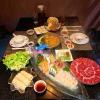 港式中日火鍋料理