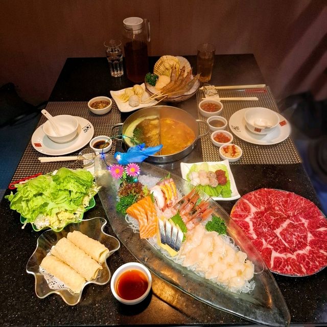 港式中日火鍋料理