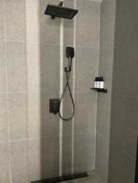 青島曜石 X 酒店