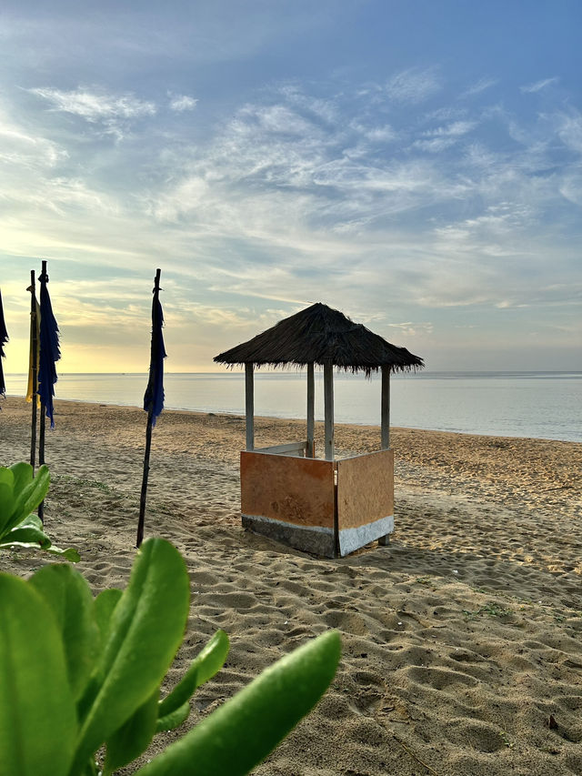หาดแหลมแม่พิมพ์ยามเช้า🌅