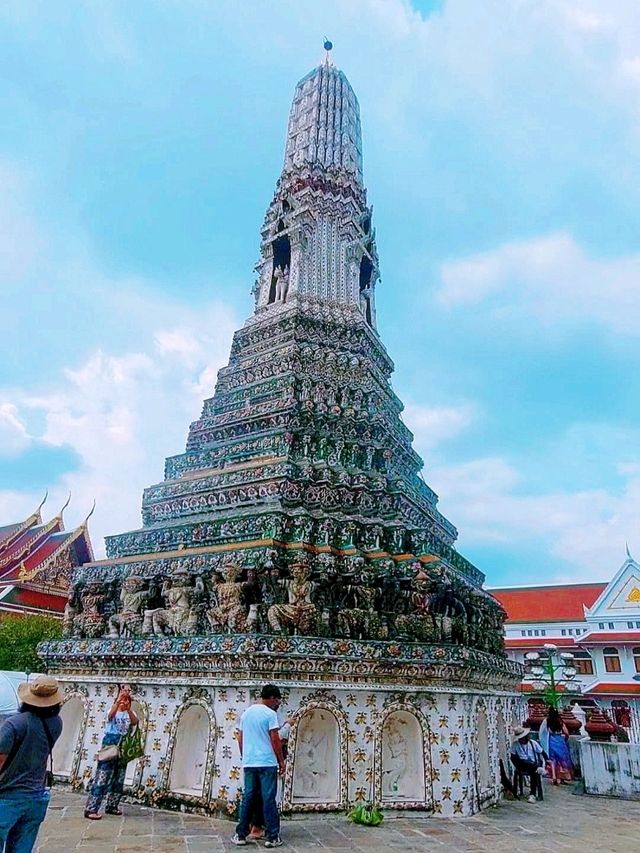 泰國曼谷黎明寺的傳統泰服打卡體驗🇹🇭