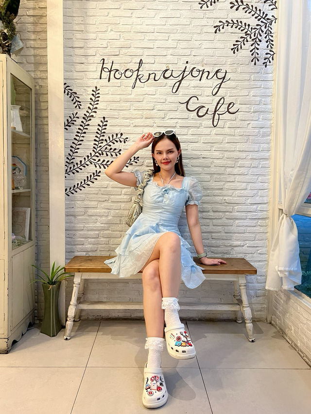 Hookrajong Cafe